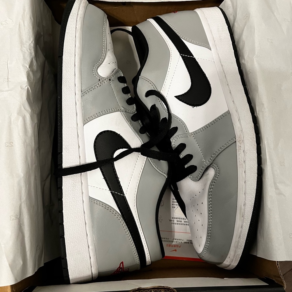 Jordan 1 Low Smoke Gray, White, Black